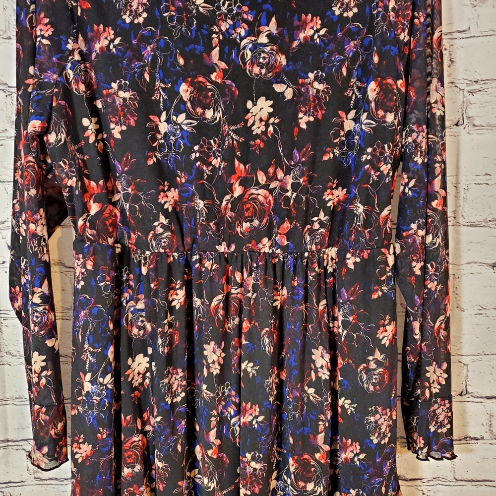 Torrid Mesh Floral Black Dress Scallop Trim Sleeves Size 2 18/20 - Picture 3 of 14